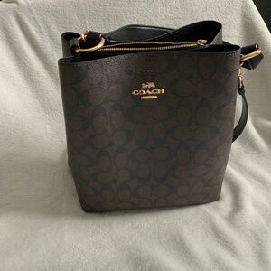 Coach Bucket Bag
